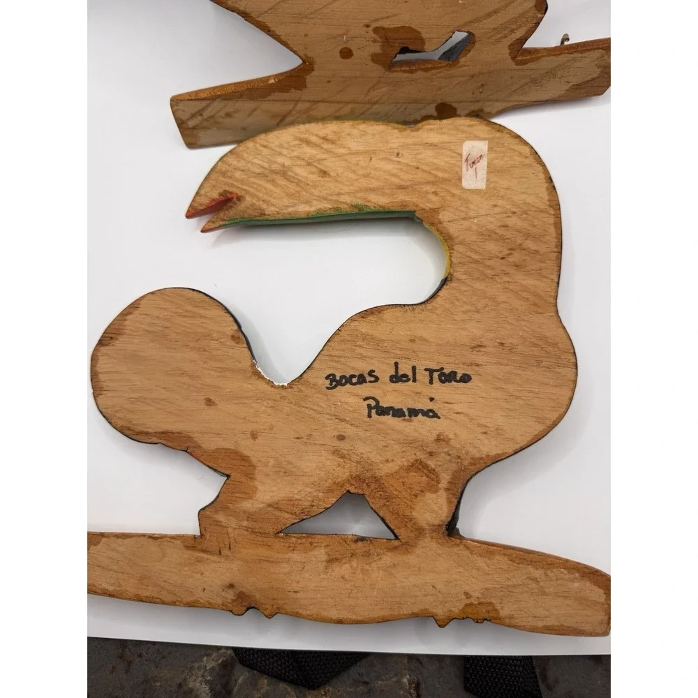 Wall Hook Key Holder Pair Toucan Hand‎ Carved Wood Panama Folk Art 3 Hooks